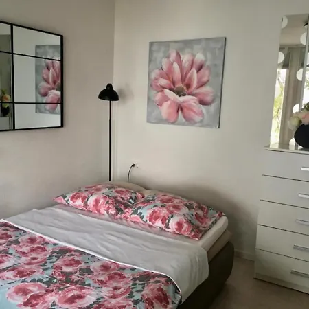 Semesterbostad House - 2m From - Three Bedroom House