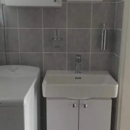 Semesterbostad House - 2m From - Three Bedroom House *