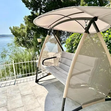 Semesterbostad House - 2m From - Three Bedroom House *